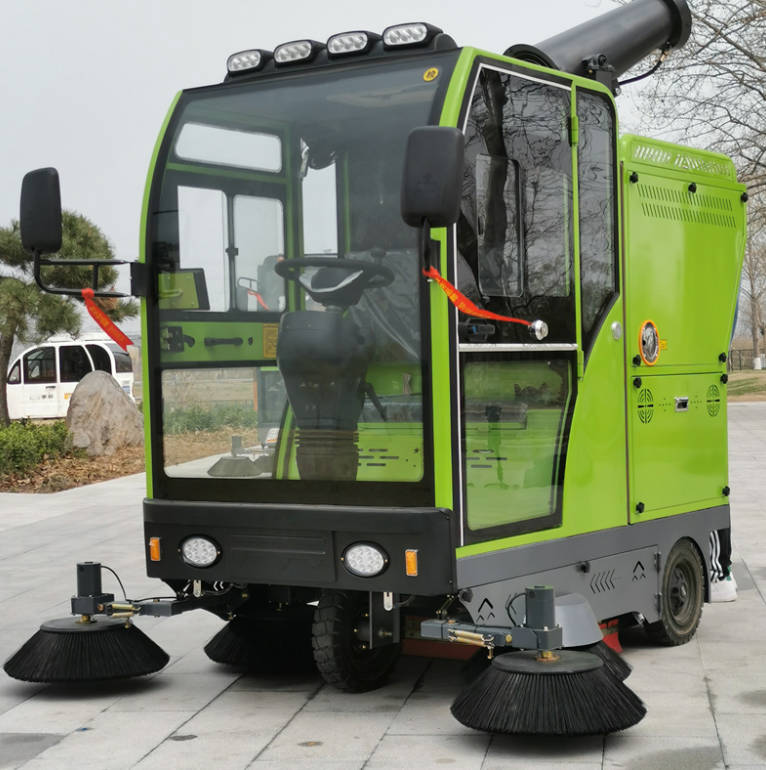 武隆道路清洁广泛应用电动环卫清扫车